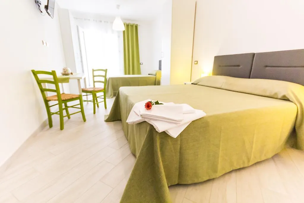 Bed and Breakfast Stanze Del Mare Balestrate Bed & Breakfast